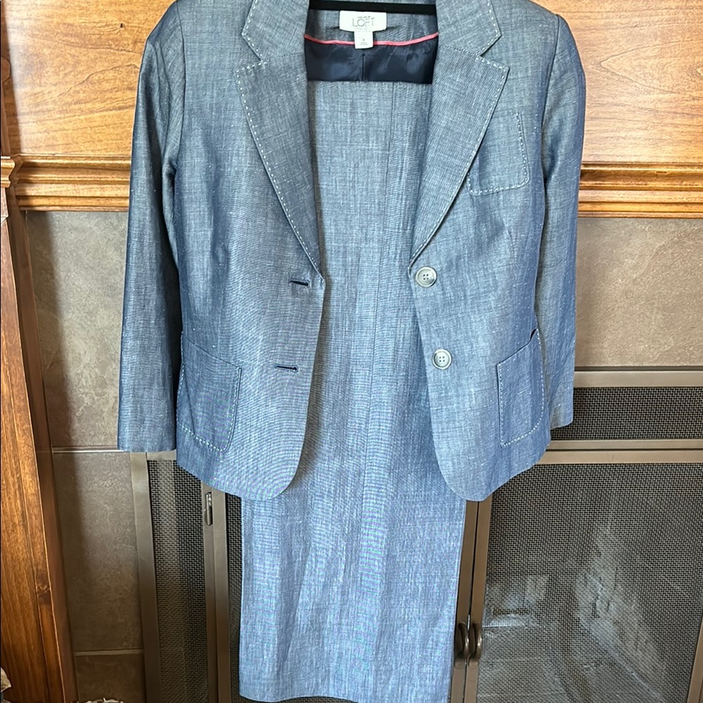 Ann Taylor Blue Linen-Blend Blazer